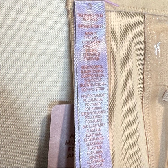 NWT Nude Savage X Fenty Strapless Bra Womens Size 36 DD Brand New - Picture 5 of 6